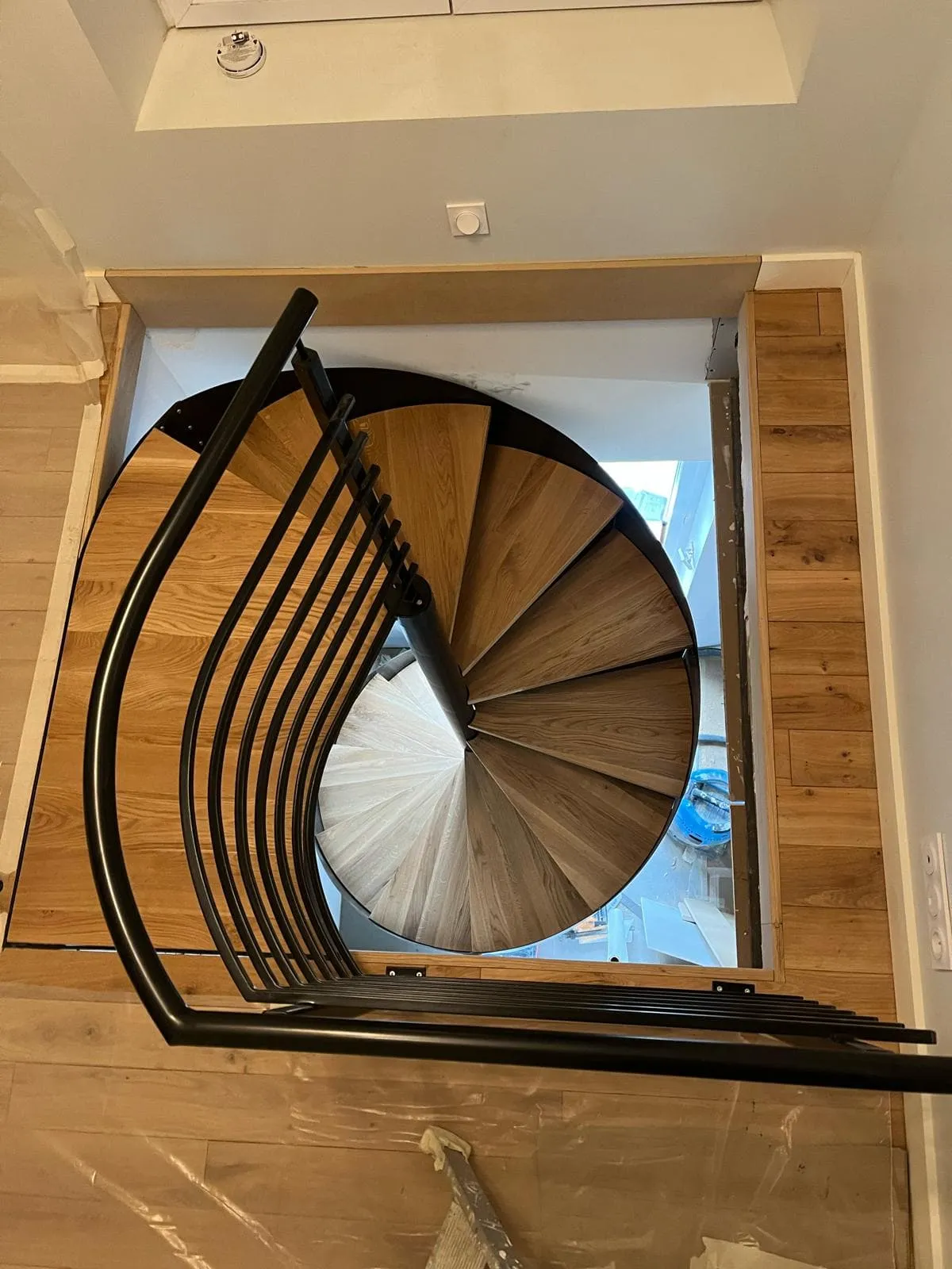 Trémie pour escalier terminée dans un chantier d’ouverture de mur porteur à Chatou